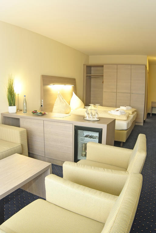 Hotel Buegener Gronau  Szoba fotó