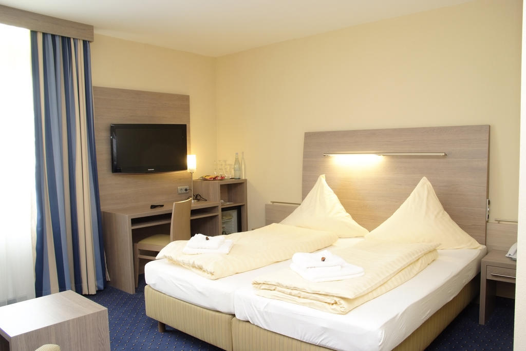 Hotel Buegener Gronau  Szoba fotó
